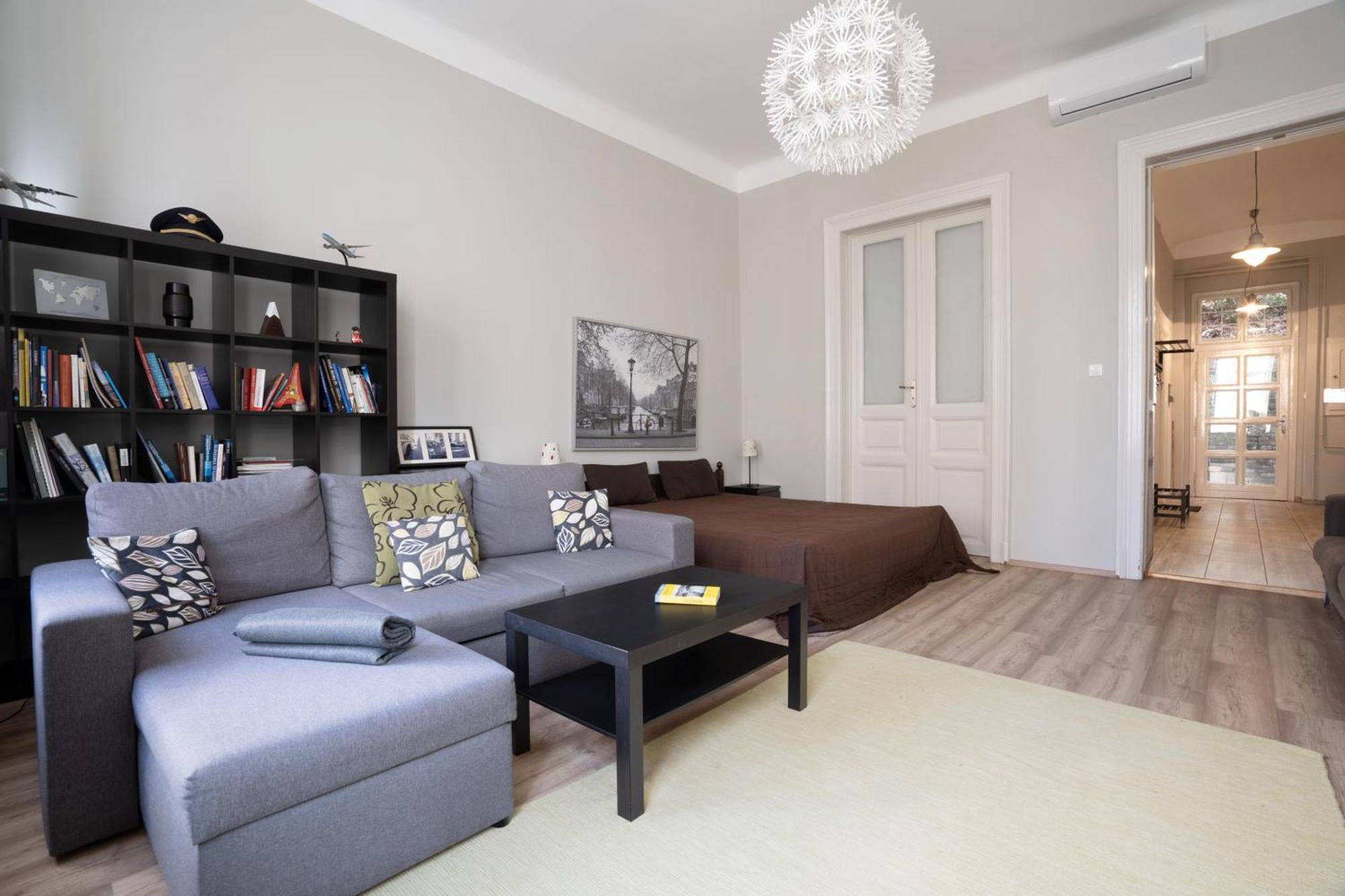 Bpr Castle Hill Apartment With Garden Budapest Exteriör bild